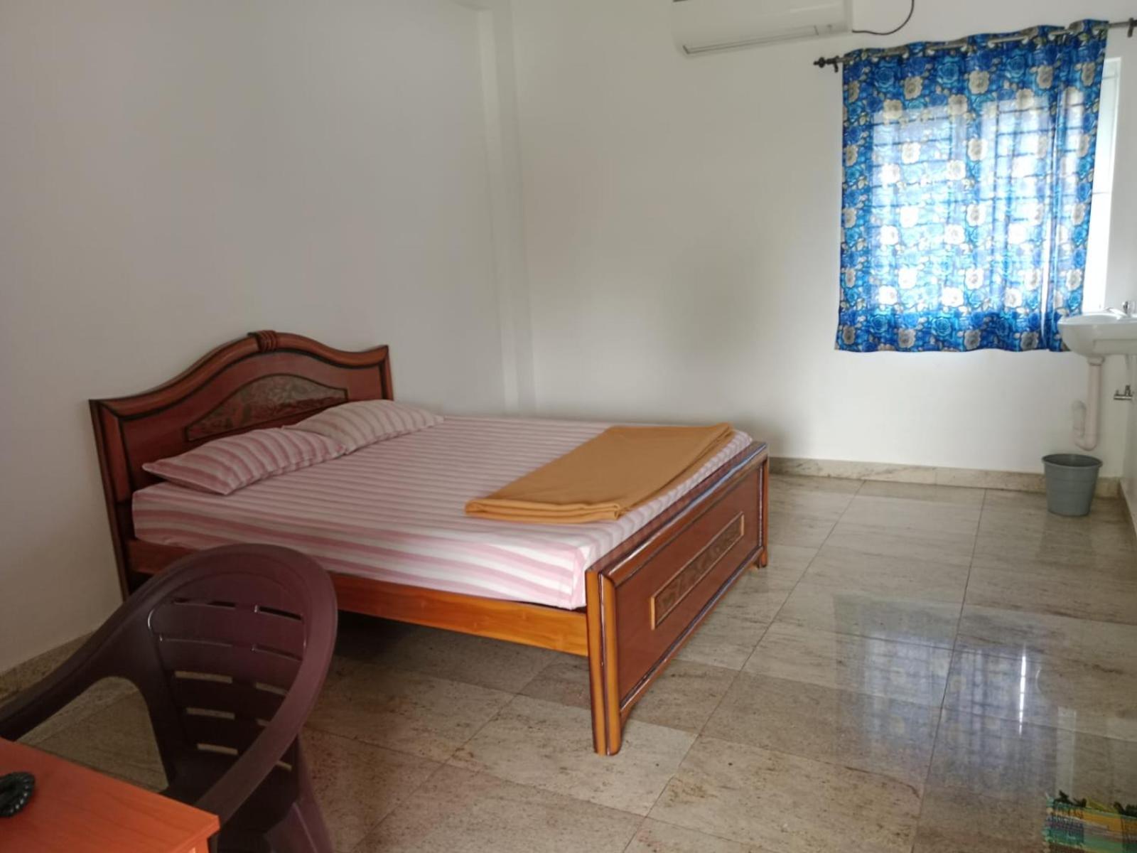 Urc Lodge Perundurai Buitenkant foto